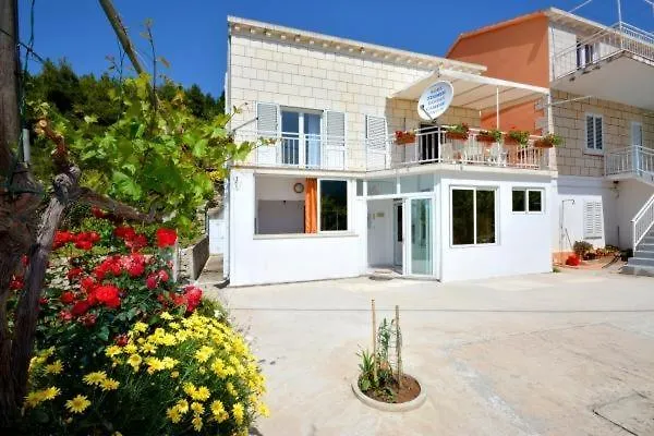 아파트 With Large Terrace 3558-4 *