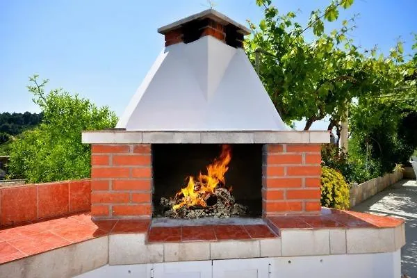 아파트 With Large Terrace 3558-4 *