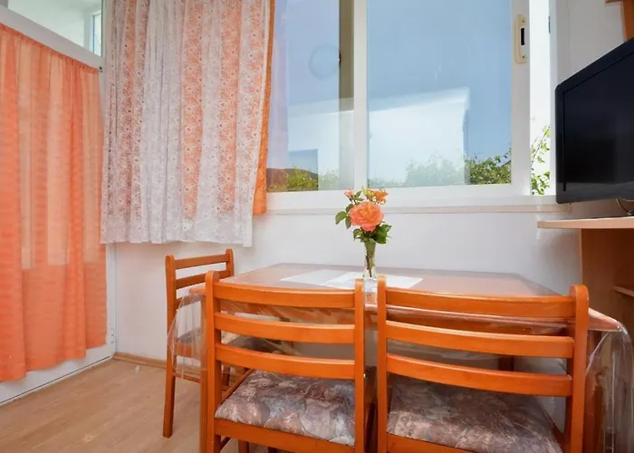 شقة With Large Terrace 3558-4 Žuljana