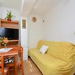 アパート With Large Terrace 3558-4 Žuljana
