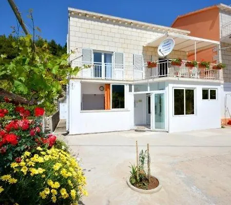 Apartman With Large Terrace 3558-4 *