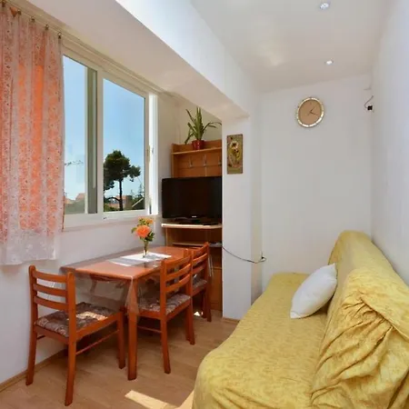 With Large Terrace 3558-4 Apartman Žuljana